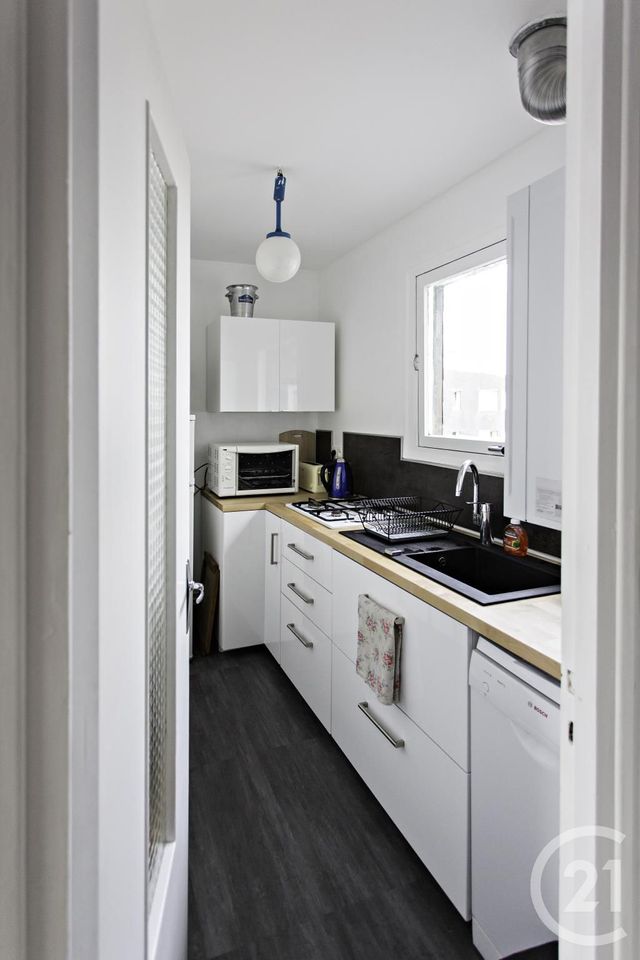 Appartement à vendre - 3 pièces - 40.91 m2 - VARAVILLE - 14 - BASSE-NORMANDIE - Century 21 Cartimo